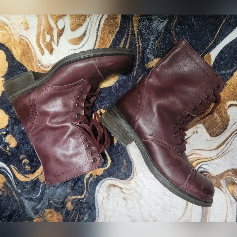 Steve Madden Maroon Lace-Up Boots - Picture 3 of 4